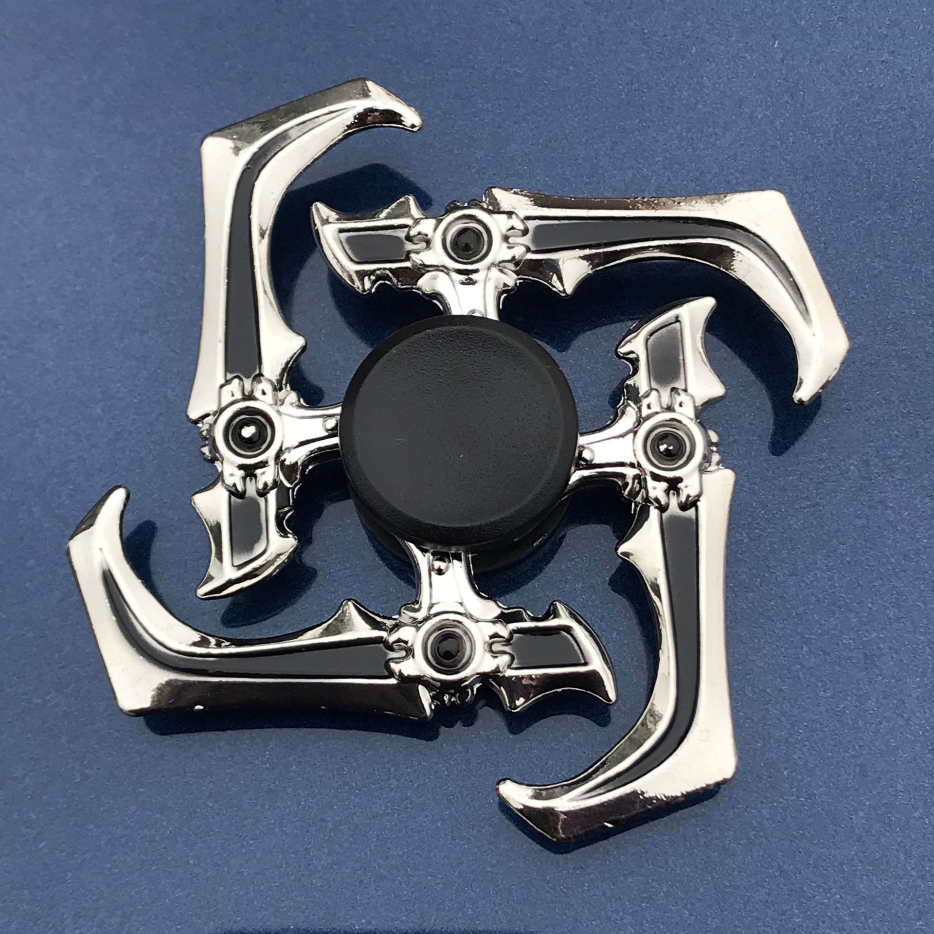 Zink-legierung Fidget Spinner Metall Tri Zappeln Hand Spinner Finger Fokus Spielzeug Glatte Galvanisieren Hybrid Lager Spielzeug Für Kinder: 1