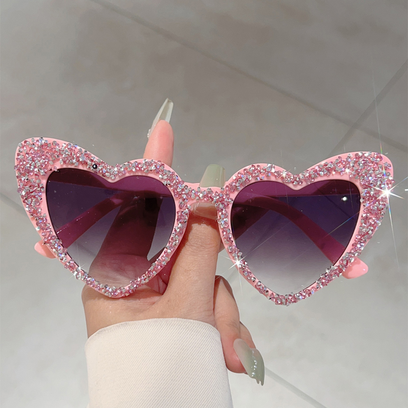 Óculos de sol vintage em forma de coração com strass para mulheres, óculos de sol novos originais, tons decorativos da moda, 2024