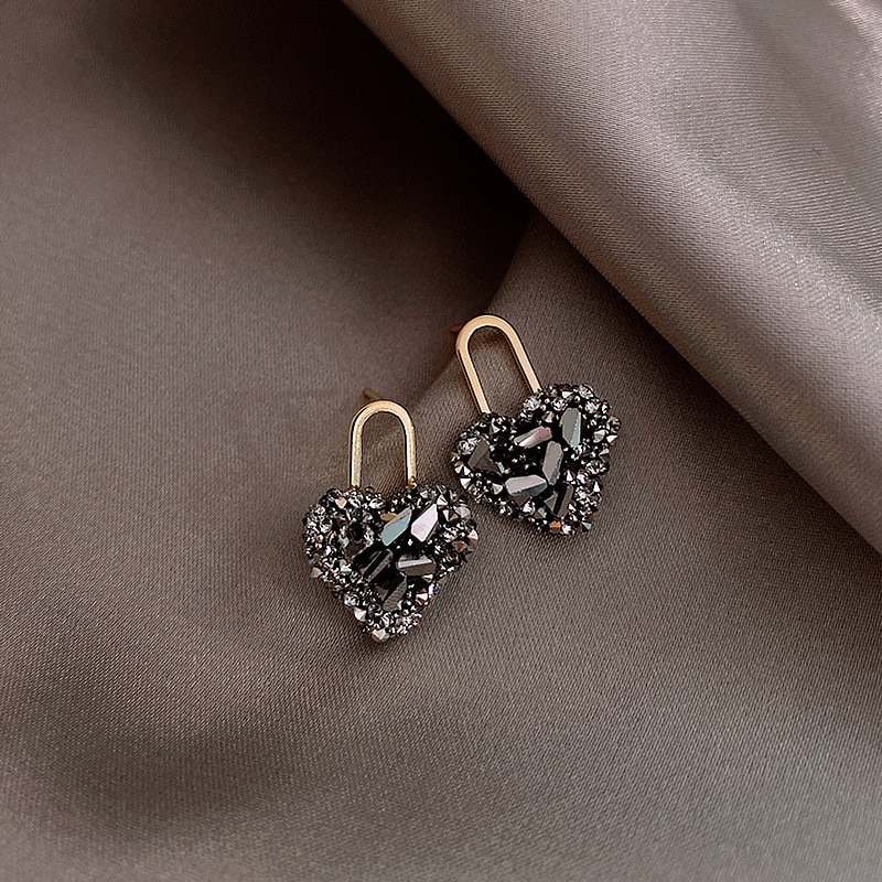 Boucles d'oreilles en cristal noir pour femmes, classique, en forme de cœur, exquis boucles d'oreilles coréennes, accessoires vestimentaires, d'anniversaire