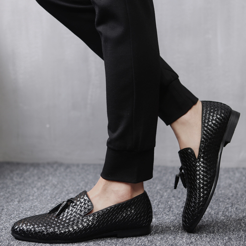 Primavera y otoño zapatos trenzados para Hombre Zapatos de borla británica solo Comercio exterior zapatos de cuero de mayor tamaño: Black / 38