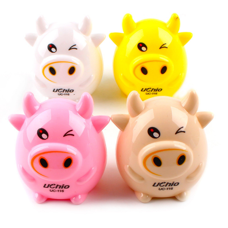 4 unids/set novedoso Sacapuntas de plástico de vaca leche de animales de dibujos animados de dos agujeros para útiles escolares para niños papelería de Estudiante