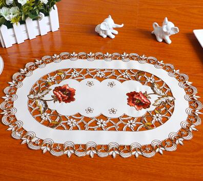 Oval spetsbroderi bord bordsunderlägg underlägg tyg kopp fat teunderlägg jul bordstablett doily kök bröllopstillbehör: Beige 3