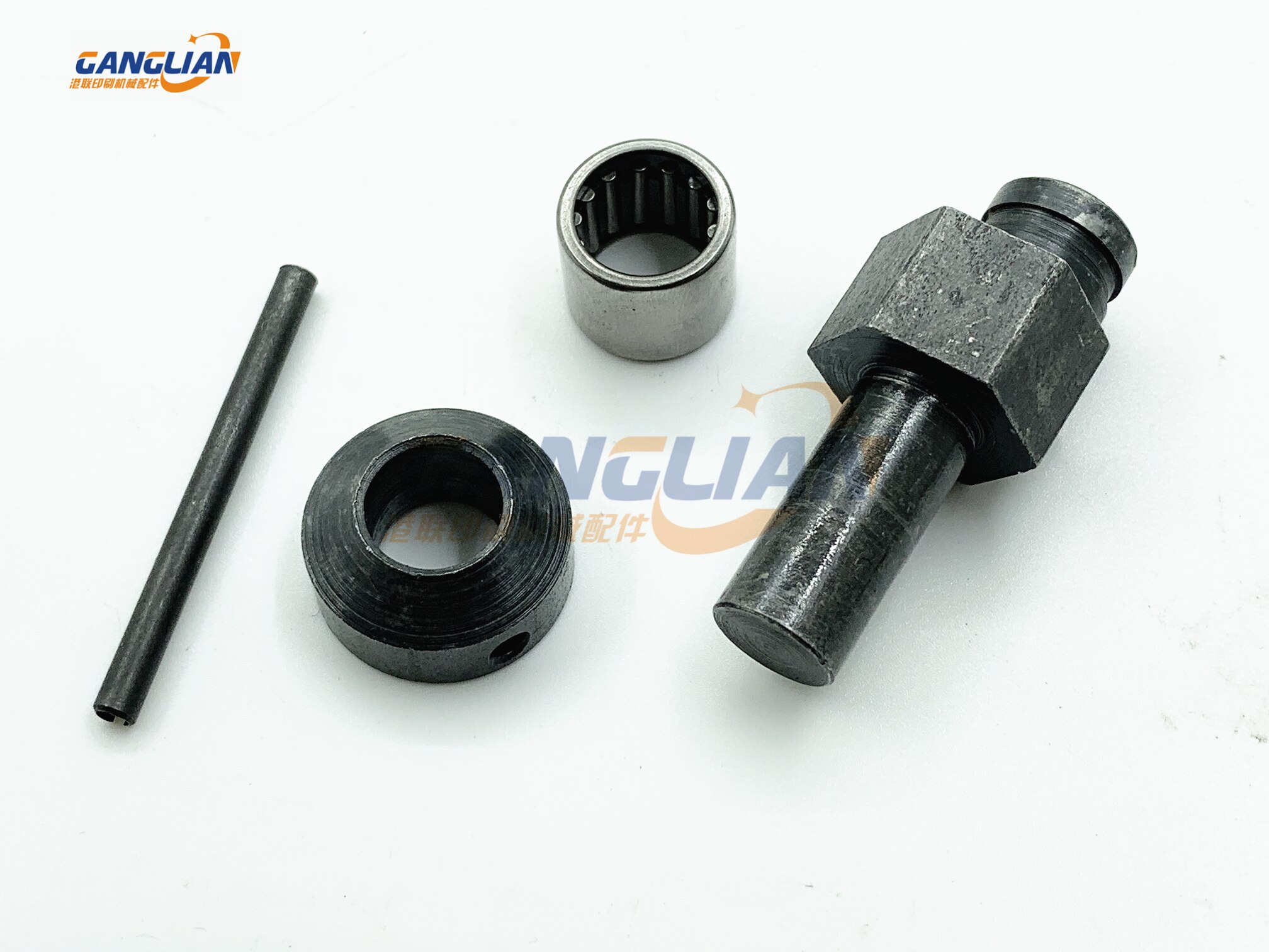 1 Set GTO MV.021.886/01 and 69.013.047 Eccentric Bolt + Bearing + Pins