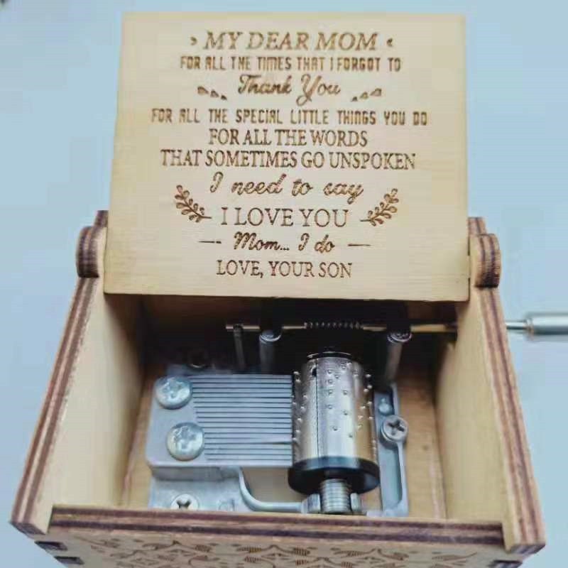 Engraved Wooden Music Box-You Are My Sunshine -Hand Cranked Wood Music Box Christmas To Mom Daughter: I