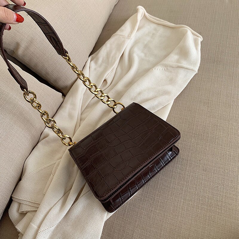 Sacs à bandoulière Dames Élégantes Rabat PU Lettre Chaînes Sangle Sac À Main Femme Fourre-Tout Sacs À Main pour Femmes Décontracté Sacs À Bandoulière: Café