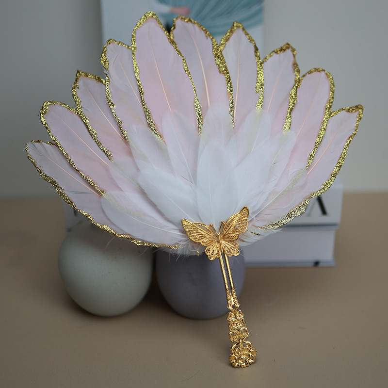 Beautiful Handmade Feather Fan Cheongsam Stage Performance Photography Props Wedding Dance Party Handheld Fan Decoration: light green