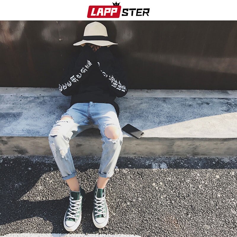 Lappster skinny jeans herr slitna hål streetwear herr distressed jeans slim fit manliga blå jeansbyxor
