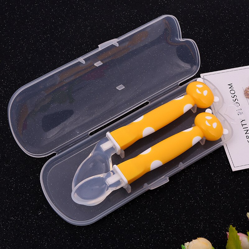 2 stuks/doos cartoon baby trainingslepel babyvoeding servies multifunctionele siliconen lepel peuter leer elastische buigkop lepel: Oranje