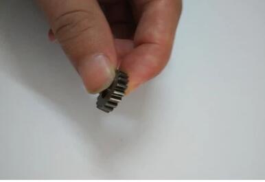 AZGIANT Automobile Sunroof Motor Gear For BMW mini R53 R55 R56 R57 R58 R60 Auto replacement parts