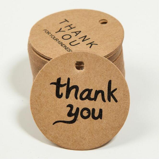 1000 stk 4cm kraftpapir takk runde plaggpose papir henge etiketter / klær papir sy tag