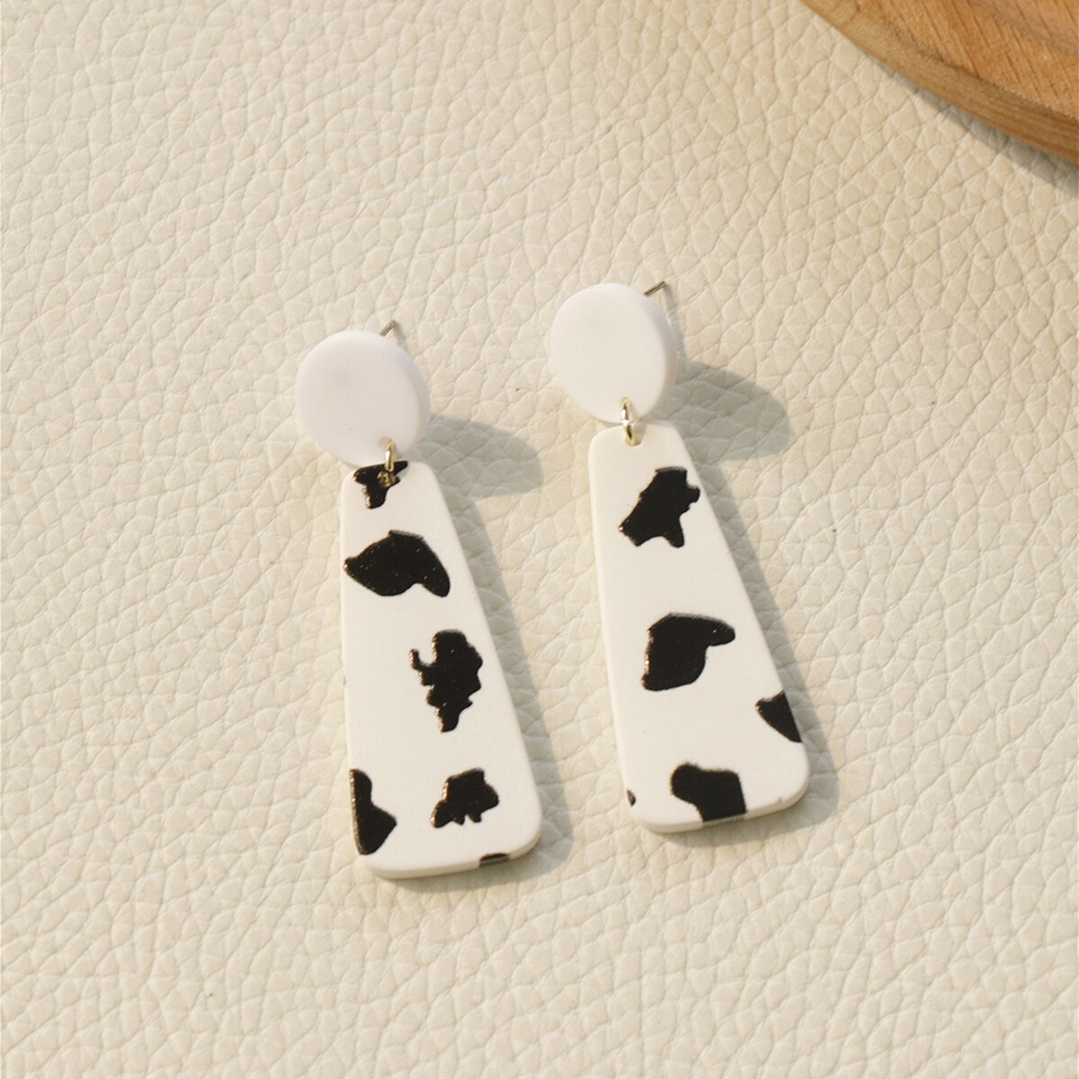 Classic Black White Large Geometric Acrylic Earrings for Women Irregular Exaggeration Long Earring Jewelry Pendientes: 1630