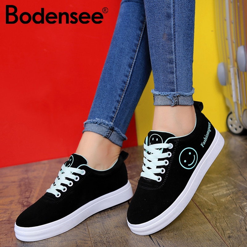 Women Canvas Shoes Summer/Autumn Flats Women Canvas Shoes Classic Lace Up Smiley Face Walking Women Sneakers
