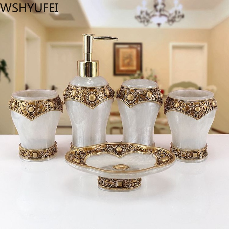 European-style resin bathroom five-piece wedding bath set High grade Couple mouthwash cup Plastic tray Home decoration