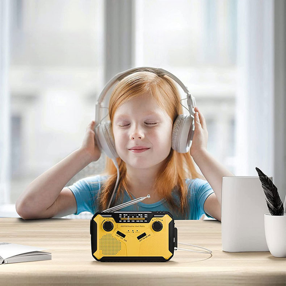 Solar Hand Crank Radio Multifunctional Emergency Radio with LED Flashlight AM/FM/NOAA Weather Radio Power Bank phone charge SOS
