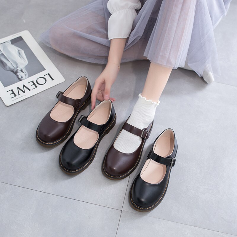 Petit japonais chaussures en cuir femmes anglais printemps étudiant collège Style rétro Mary Jane chaussures soeur souple basique Jk uniforme Sho
