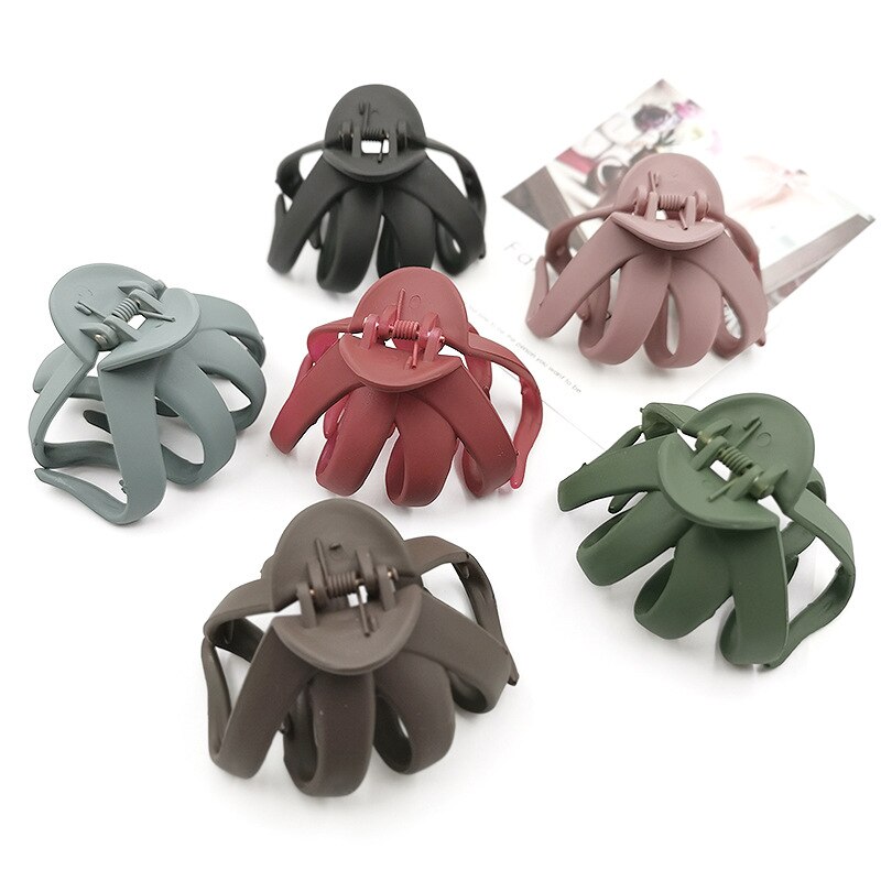Solid Color Hair Claw Geometric Hollowing Simple Matte Crab Clamp for Women Girls Large Size Hair Clips Hair Accessories