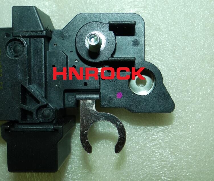 14V Regulator IB313 F00M144129 F00M145313 F00M145386 Voor 0124615029 0124615041 0124615043 0124615053 0124625029 0124625030