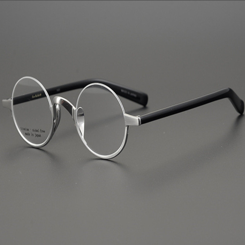 Gafas japonesas hechas a mano para hombres y mujeres, lentes ópticas de montura ovalada de titanio puro, tamaño pequeño, Vintage, miopía: Silver