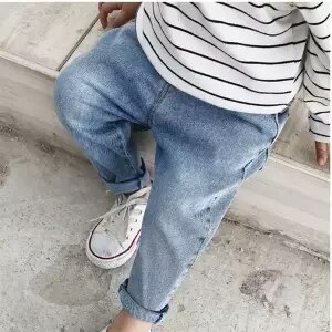 Märkesjeans för pojkar barn jeansbyxor höst barn tjejer casual jeans baby cowboy byxor för tjejer babykläder