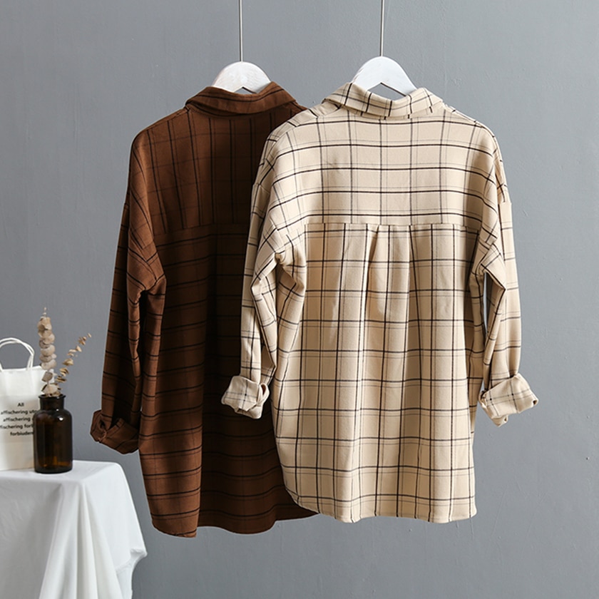 Dam rutig oversize blus batwing ärm fram kort bak lång skjorta turn-down krage casual topp  t96601f