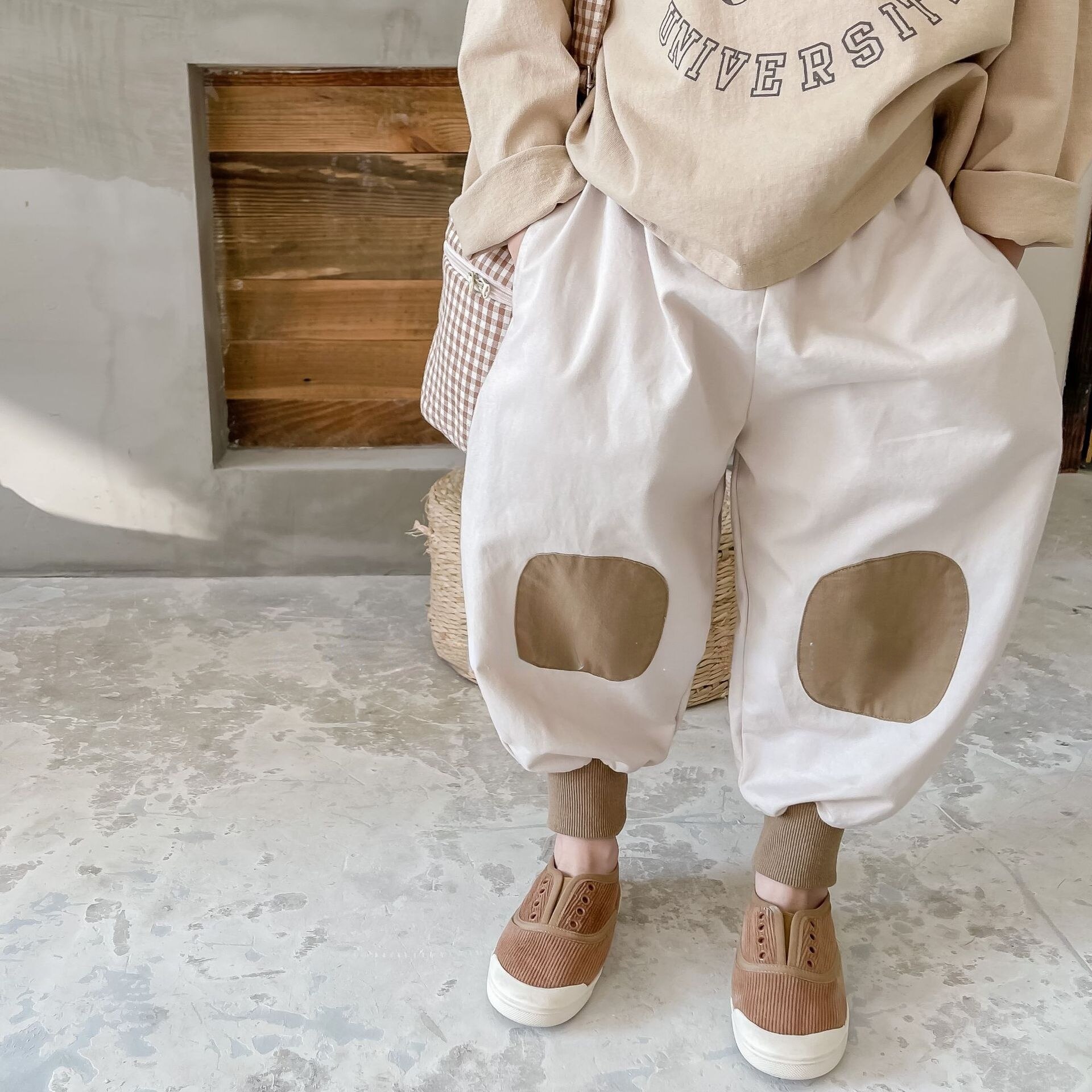 Pantaloni casual allentati in cotone per bambina