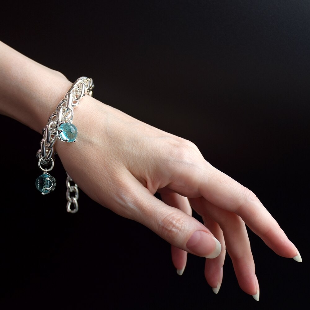 DreamCarnival1989 Bracelet for Women Special Cut CZ Sky Blue Color Stone Jewelry WB1238