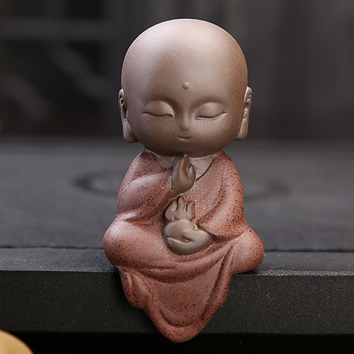 Pequeño Buda estatuas budista Tathagata bonito Buda arena cerámica té mascota accesorios budha ornamentos boutique: R-1