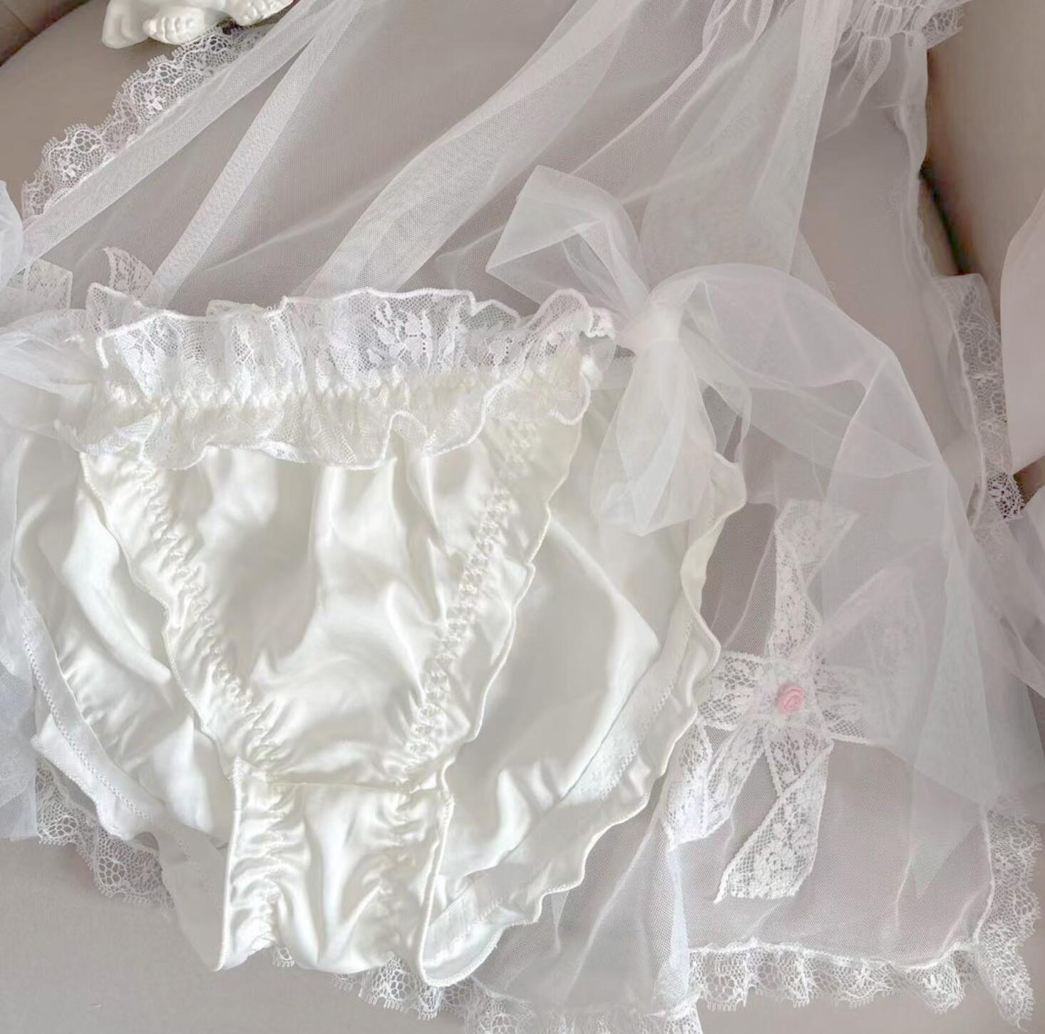 Bragas sexys de Lolita Kawaii, ropa interior de satén sedoso con encaje y volantes laterales, , M, L, XL,