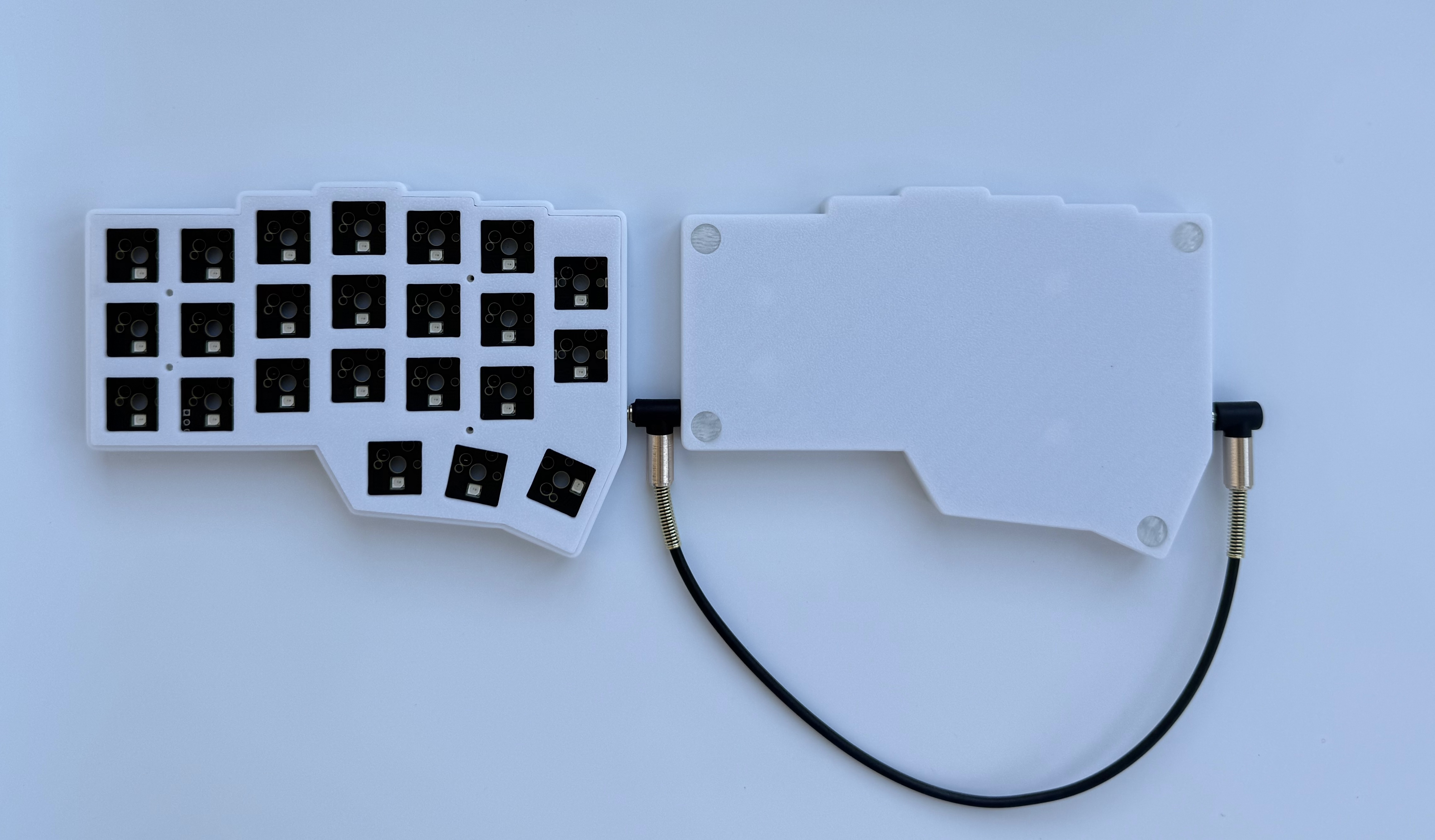 Corne crkbd  v4.1 -delat tangentbord trådbundet rgb-byte anpassat stöd qmk/via corne  v4.1 -delat tangentbordskit för pc-tillbehör: Brun / Blå brytare