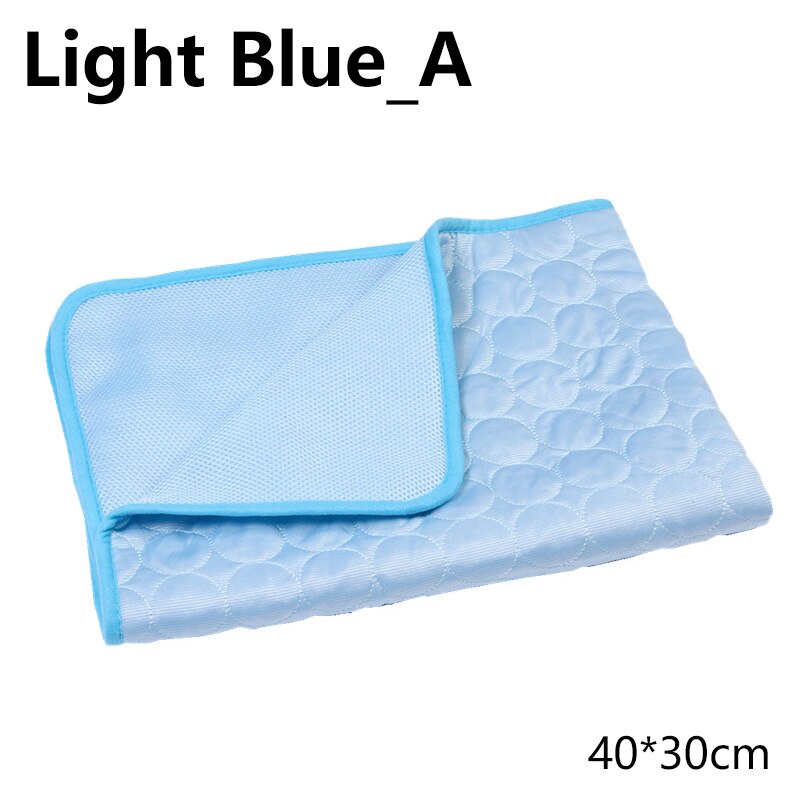 Huisdieren Zomer Koeling Mat Huisdier Ijs Pad Koele Koude Zijde Draagbare Tour Slapen Vochtbestendige Koeler Sofa Matten Auto huisdier Sofa Pad: Light Blue Style A