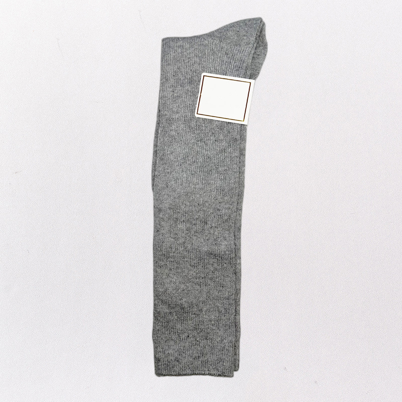 Calze da donna Calzini lunghi semplici in stile giapponese di nuova moda per le donne Calzini alti al ginocchio traspiranti di alta qualità Lady: Grigio