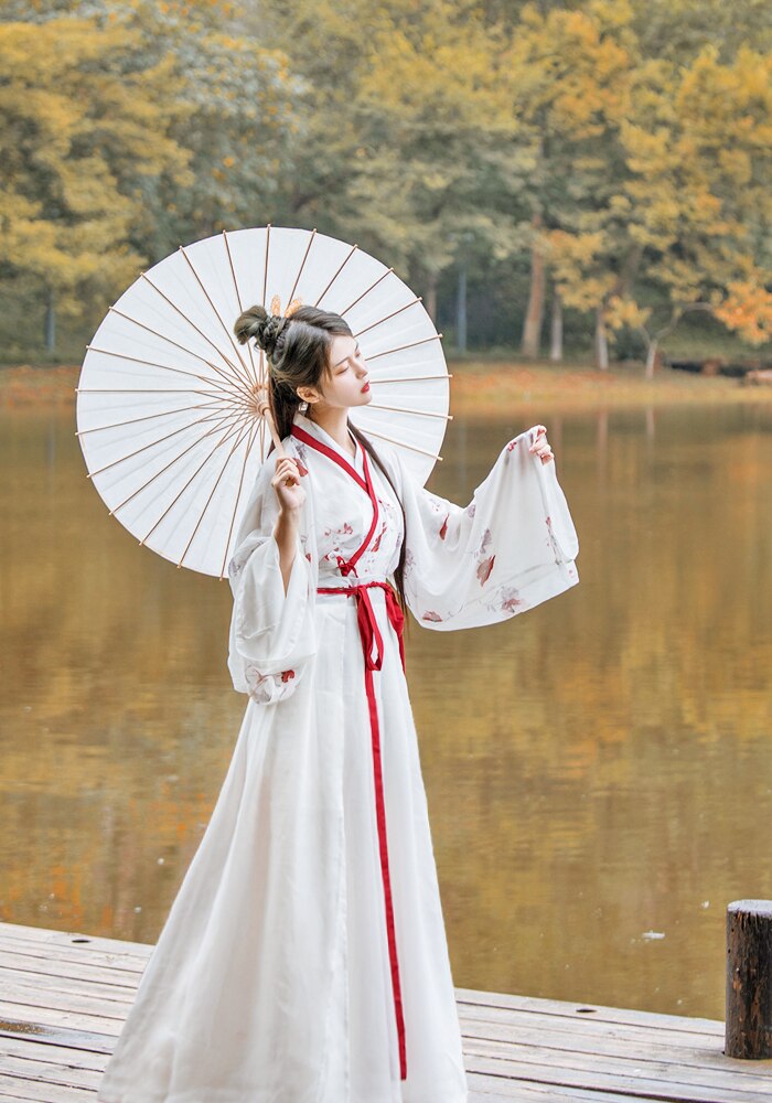 Valkoinen keiju muinainen hanfu mekko perinteinen kiinalainen tanssi puvut kirjailtu folk tang puku esiintymisvaatteet: S
