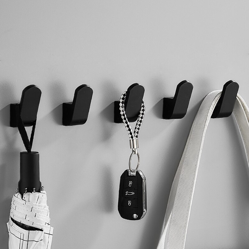 Robe Hook Black Bathroom Hooks for Towels Key Bag Hat Rack Decorative Coat Hooks Wall Mounted Clothes Hanger Bathroom Hardware