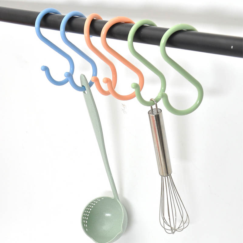 S Shape Kitchen Hooks 4Pcs/8Pcs Baby Stroller Hanger Plastic Clothing Rack Portable Durable Home Organizer Multi-purpose