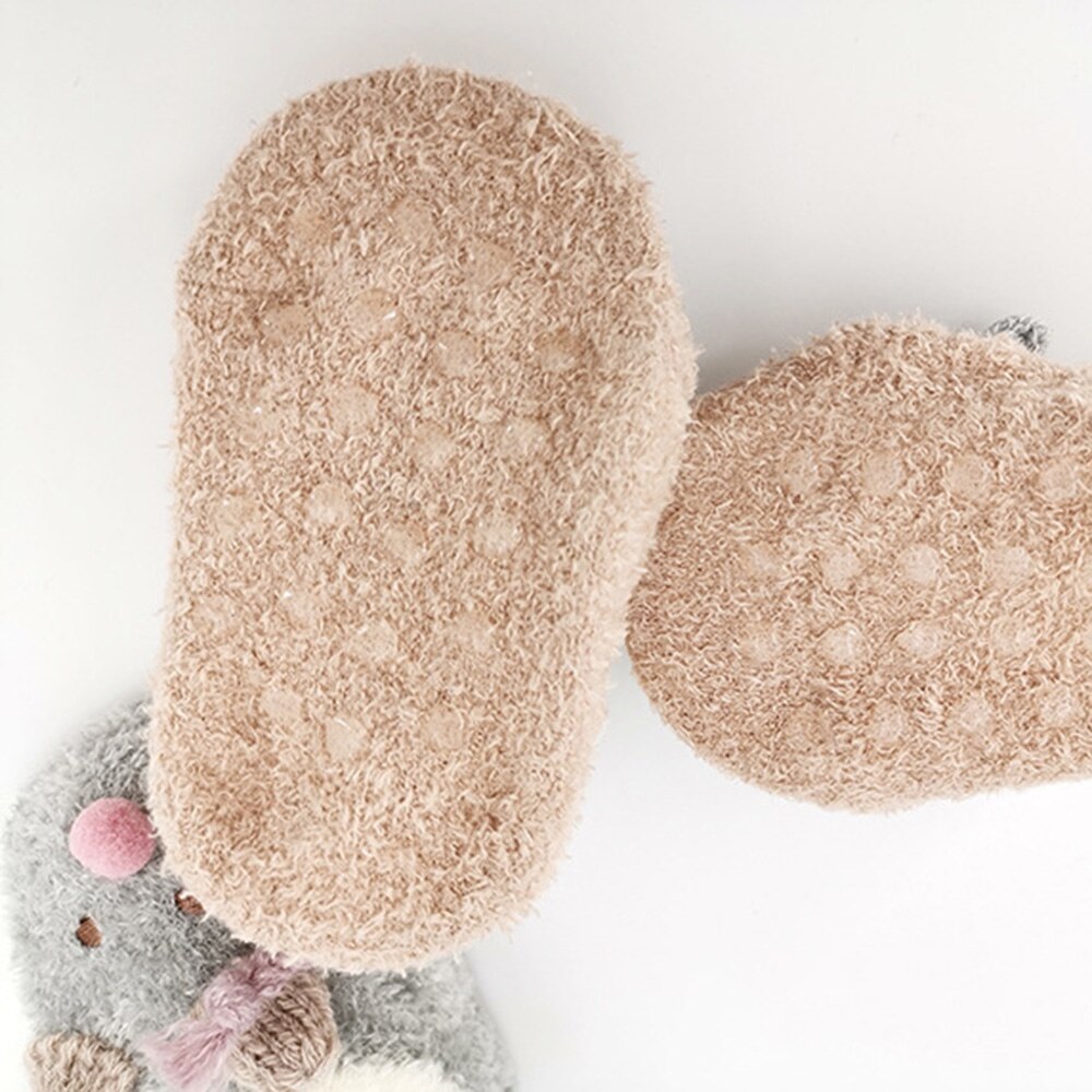 Lovely Baby Socks Solid Coral Fleece Wniter Sock Anti-slip Floor Wear Infant Leg Warmers Cartoon Animal Baby Girl Socks Toy