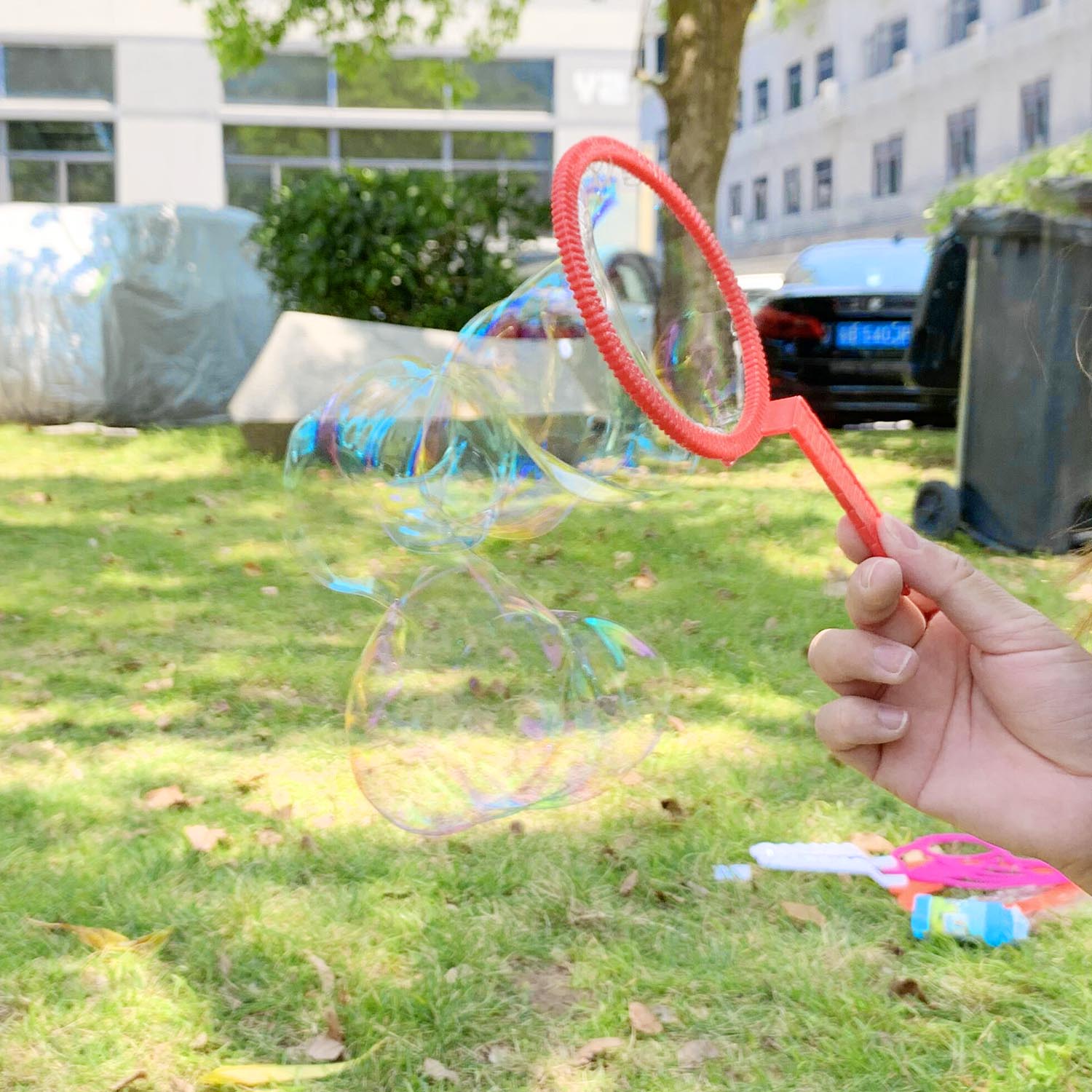 3 st roliga bubblor tillverkare bubbelpinne som gör trollspö vatten form tvålblåsare för barn vuxna utomhus spela fest bakgårdsspel