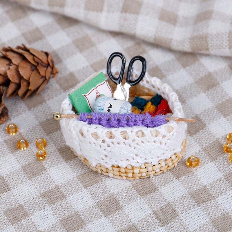1:12 Doll Pretend Toy Mini Wool Knitting Tool For Families Collectible Dollhouse Miniature