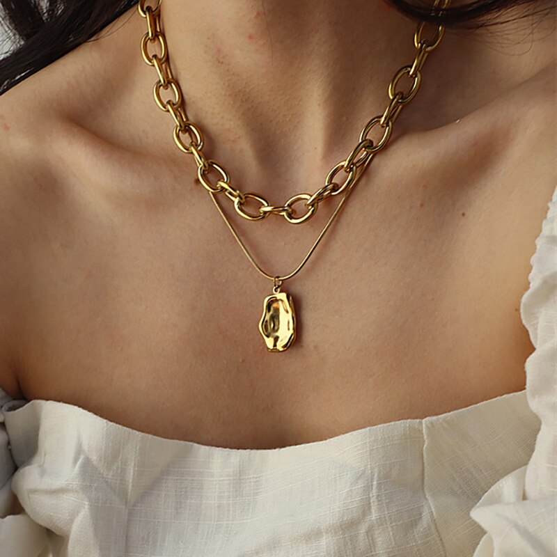 Bohemian Multilayer Chain Crystal Snake Pendant Necklace for Women Vintage Geometric Thick Chain Collar Necklace Punk Jewelry: IPA0803