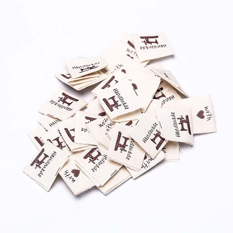 50 stücke baumwolle handgemachte kleidung Etikett handgemachte geprägte Etikett kleidung näHenne zubehör DIY Logo zeichen