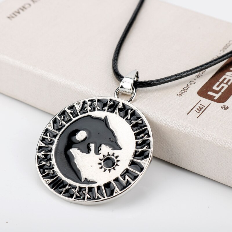 Viking Amulet Wolf Necklace Yin Yang Sun Moon Rune Pendant Necklace Rope Chain Coin Jewelry Colars Men