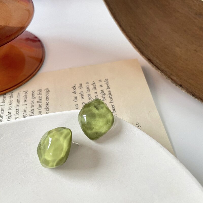 Boucles d'oreilles en acrylique Macaron Transparent, carré irrégulier géométrique, Simple résine pierre en forme de cœur, boucles d'oreilles sans Piercing