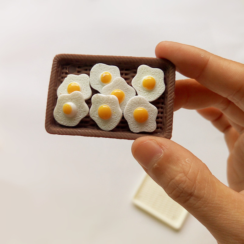 Tanduzi 50 STUKS Kawaii Resin Gebakken Eieren Witte Ei Plaksteen Cabochons Poppenhuis Miniatuur Voedsel DIY 16*14mm Scrapbooking DIY