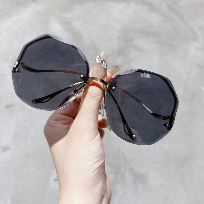 Women's Polarized Light Sunglasses Women Metal Half Frame Polygon Sun Glasses Outdoor Leisure Eyewear UV400 Oculos De Sol: GRAY