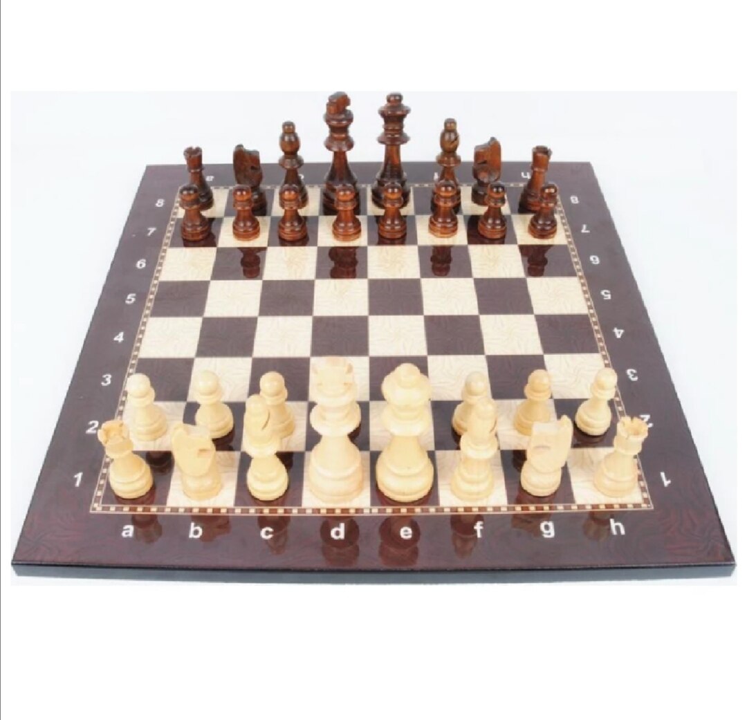 Lux Wooden Chess Set With Its Safe Box
