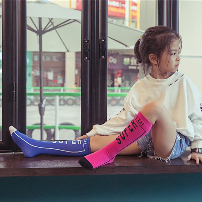 Calcetines deportivos de algodón hasta la rodilla para niños y niñas, calcetín de protección para la pierna, ideal para patinaje, disponible en 5 colores, para otoño e invierno, 1 par