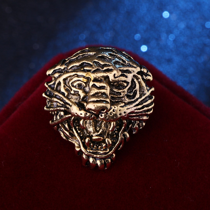 Retro Metal Tiger Animal Brooch Men&#39;s Suit Collar Pin Badge Clothing Jewelry for Women Accessories: Antique Gold Plated