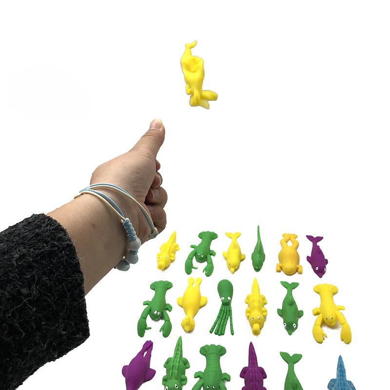 5pcs Novelty Gags & Practical Joke Toys Funny Laugh Rubber sea animal Stretchy Flying Turkey Finger Sticky Random Color