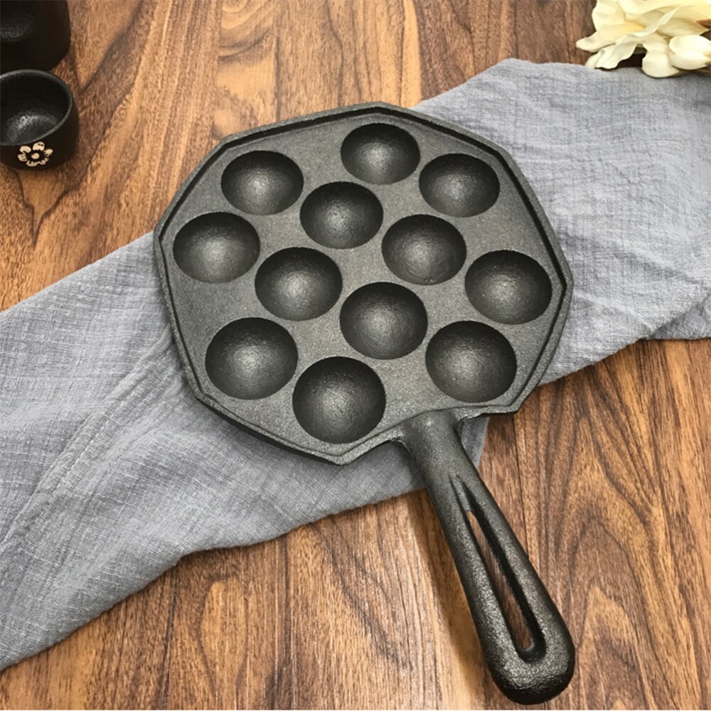 Takoyaki Pan 12 Molds Cast Iron Takoyaki Maker Skillet Japanese Octopus Meat Mold No-stick Baking Tray for Octopus Balls