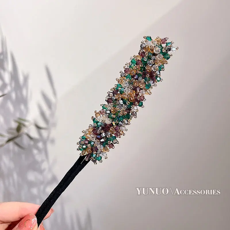Donut de cristal Floral Updo para mujer, palo de pelo fácil de hacer moños, placa de bricolaje, diadema flexible, accesorios para el cabello,: Verde claro