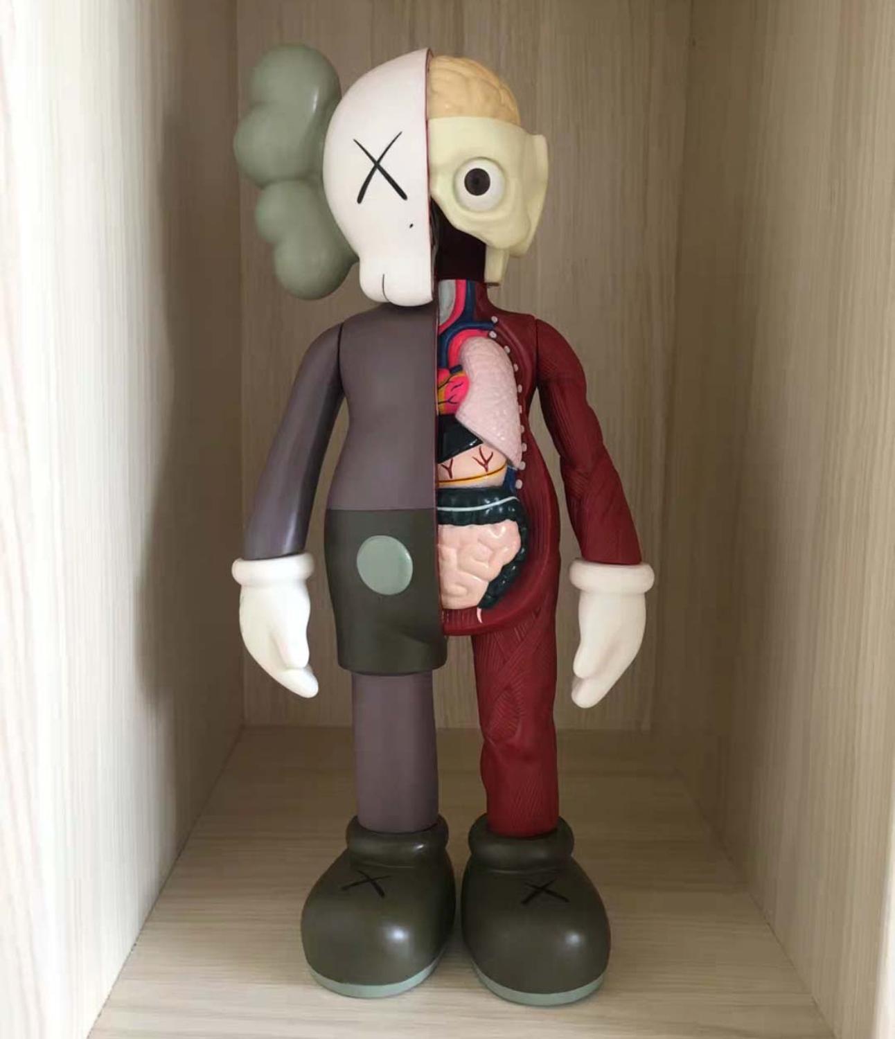 TOY DOLL POPULAR TOY DESKTOP DECORATION HOME DECORATION: Brown 20cm